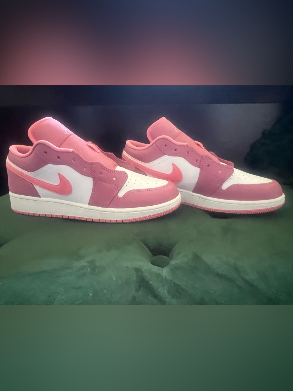 Jordan 1 Low Desert Berry